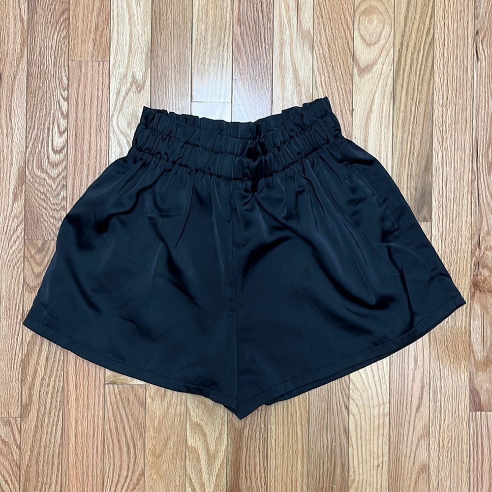 Paperbag Waist‎ Dual Pocket Shorts